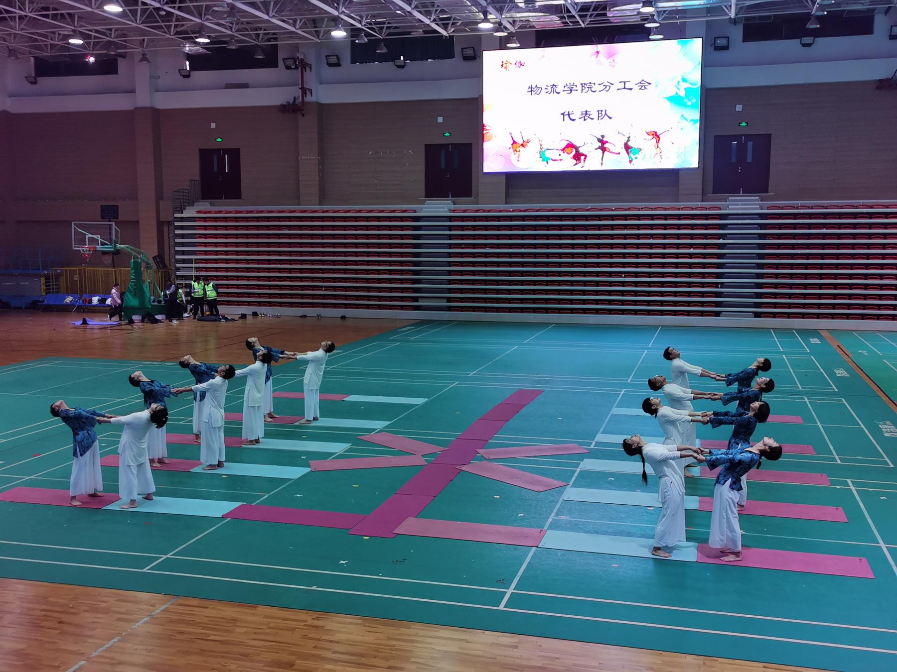 2a4b43772030819916c17812fe6b034